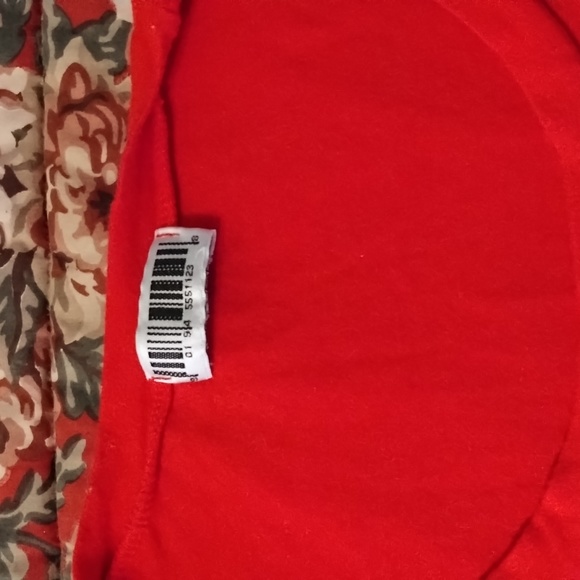 Versace women's top size s/m - Picture 3 of 6